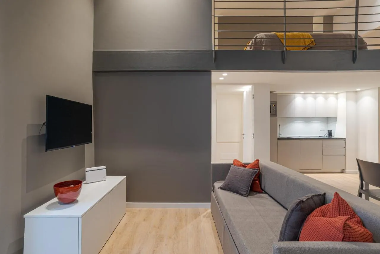 Suite Grimoldi - By Myhomeincomo 0*, Como Italy