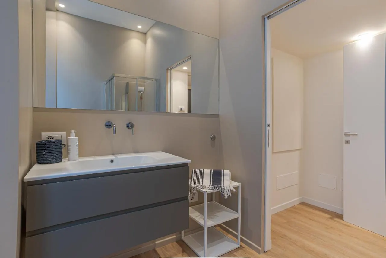 Suite Grimoldi - By Myhomeincomo Como